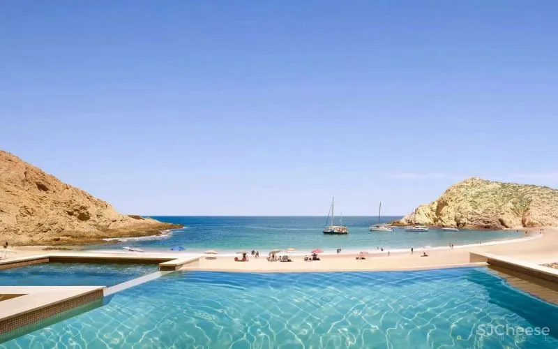 蒙太奇洛斯卡沃斯酒店