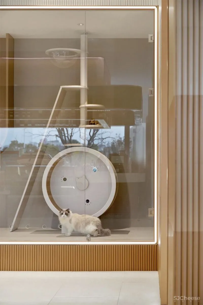 万科售楼处变身开黑、吸猫、撸妆馆,乐尚设计把潮玩体验做出新花样