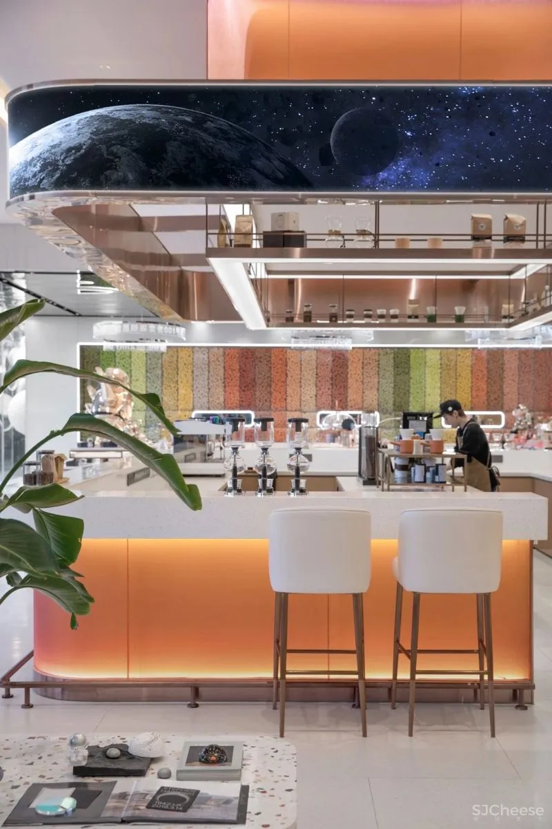 万科售楼处变身开黑、吸猫、撸妆馆,乐尚设计把潮玩体验做出新花样