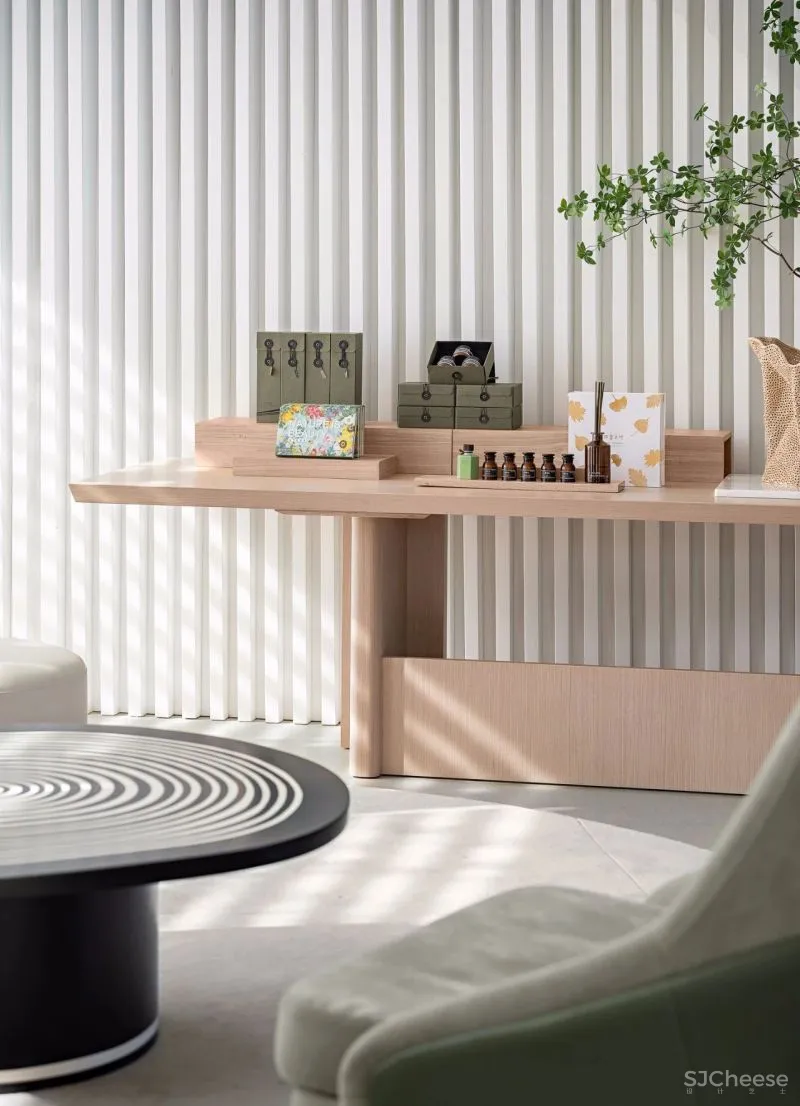 GND恩嘉设计:山水绿相纡 好个依山傍水居