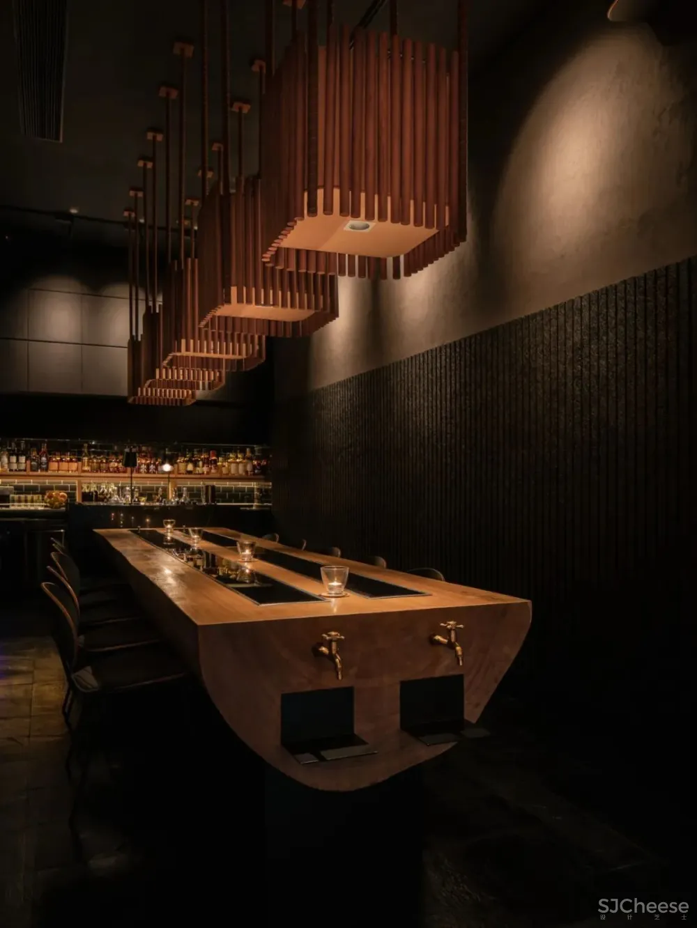 hcreates新作|上海街头惊现伦敦最佳威士忌酒吧Black Rock