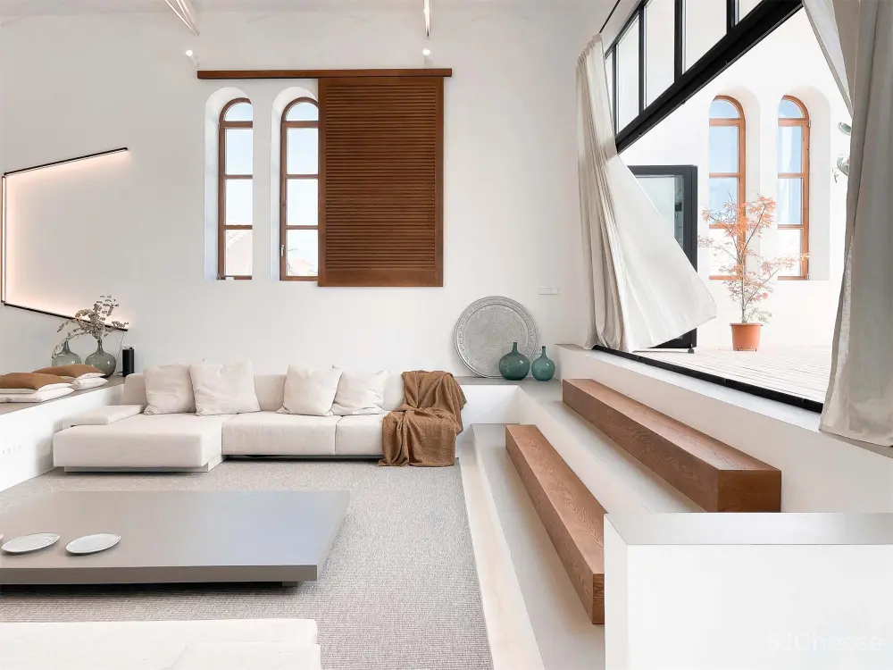 剧院本质的极简而不失温馨的住宅。西班牙剧院改造设计Can Garrover