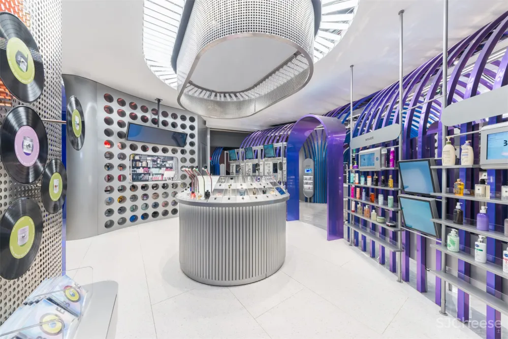 Storeage 为 B+Tube油罐打造成功美妆集合店续集