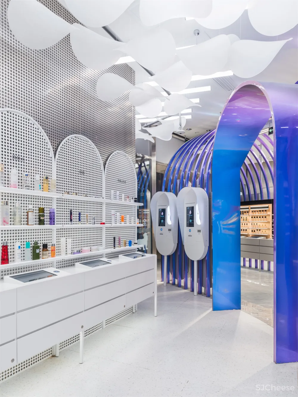 Storeage 为 B+Tube油罐打造成功美妆集合店续集