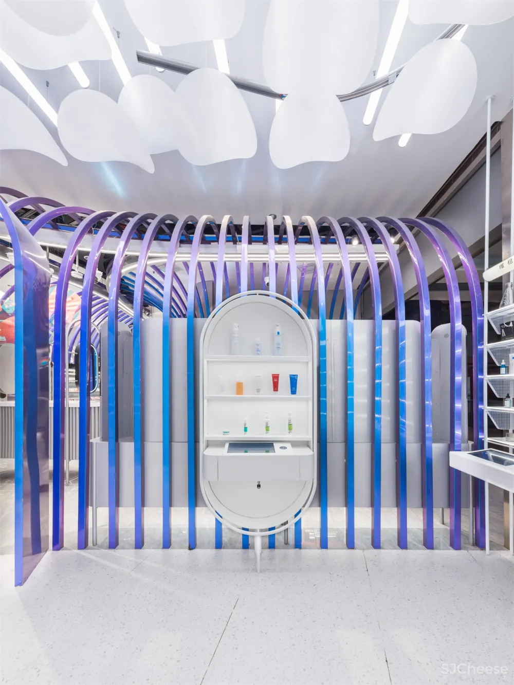 Storeage 为 B+Tube油罐打造成功美妆集合店续集