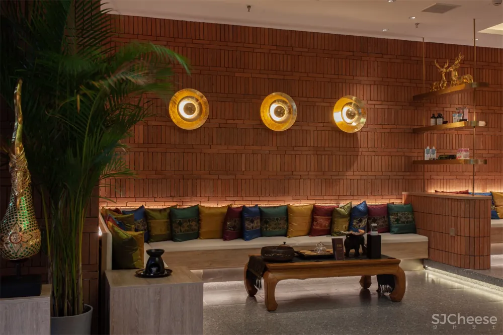 兰纳泰式丨泰式古法按摩·精油SPA