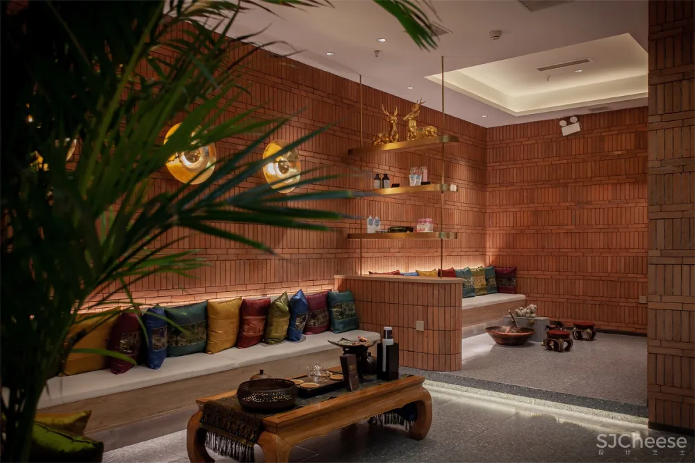 兰纳泰式丨泰式古法按摩·精油SPA