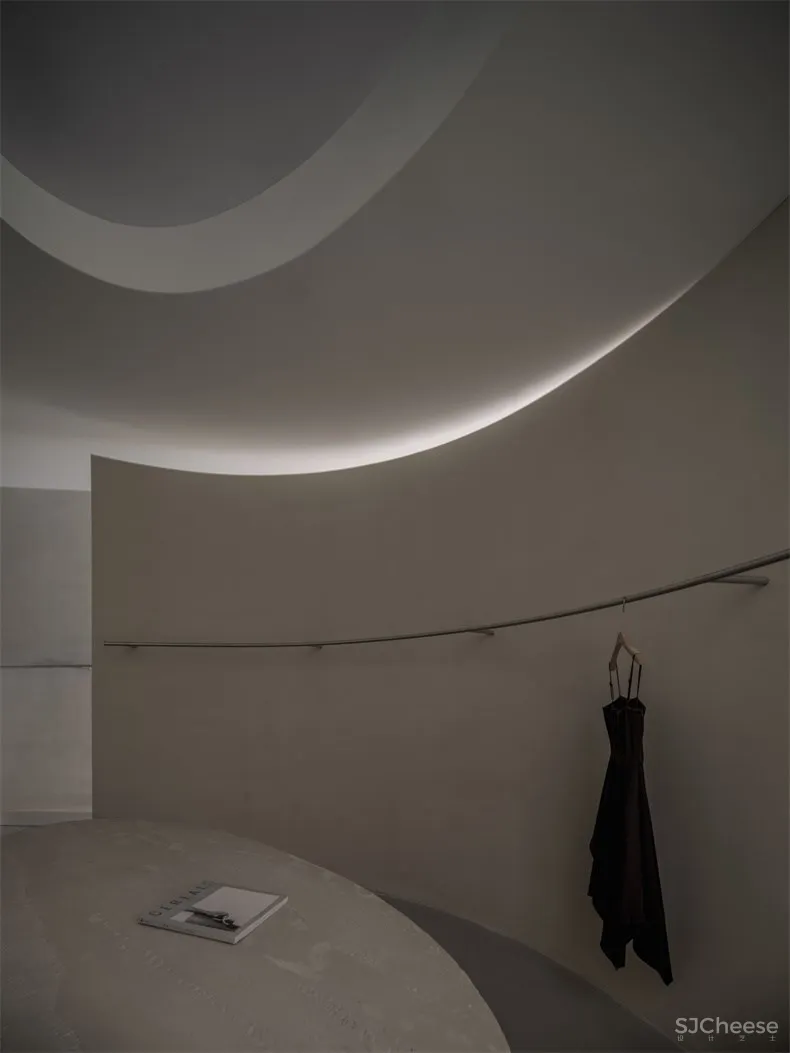 27.jpg LICO力高设计 | 理想生活之衣门子体验店