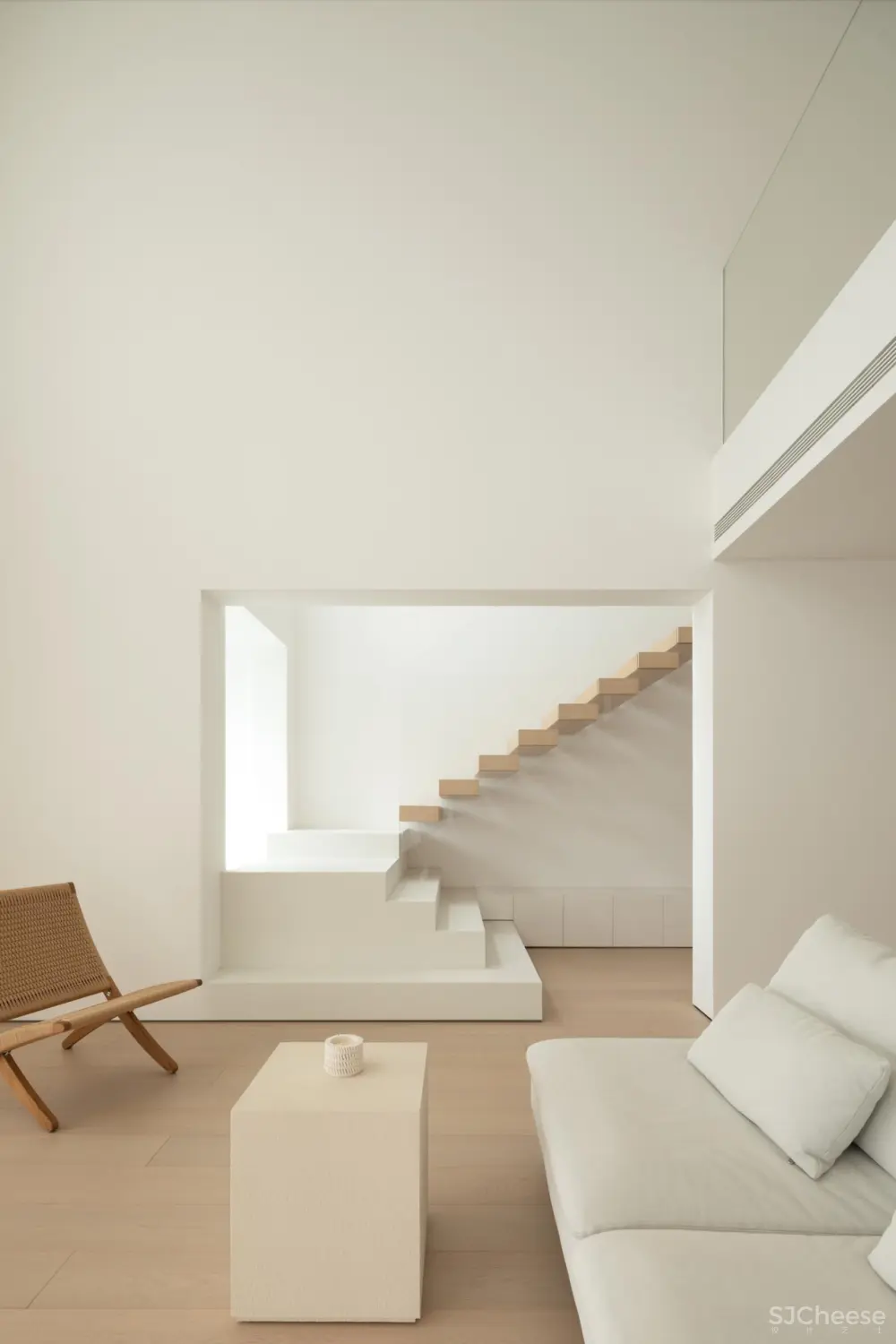 极简风味 · 顶层复式公寓