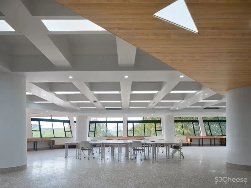 奥默默工作室 从空间生产到空间生长：交大包玉刚图书馆空间改造