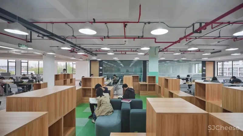 奥默默工作室 从空间生产到空间生长：交大包玉刚图书馆空间改造