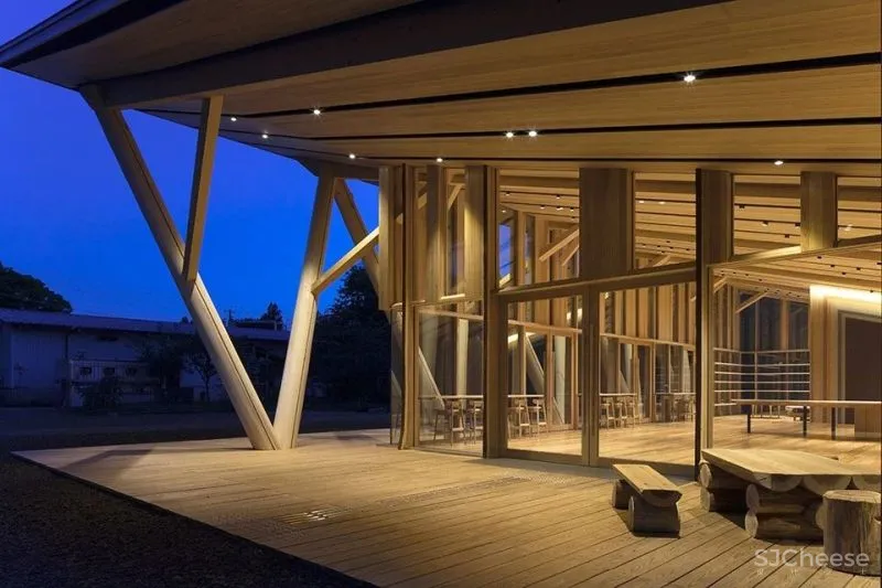 隈研吾事务所新作 林业学院的工作坊 morinos教学展亭