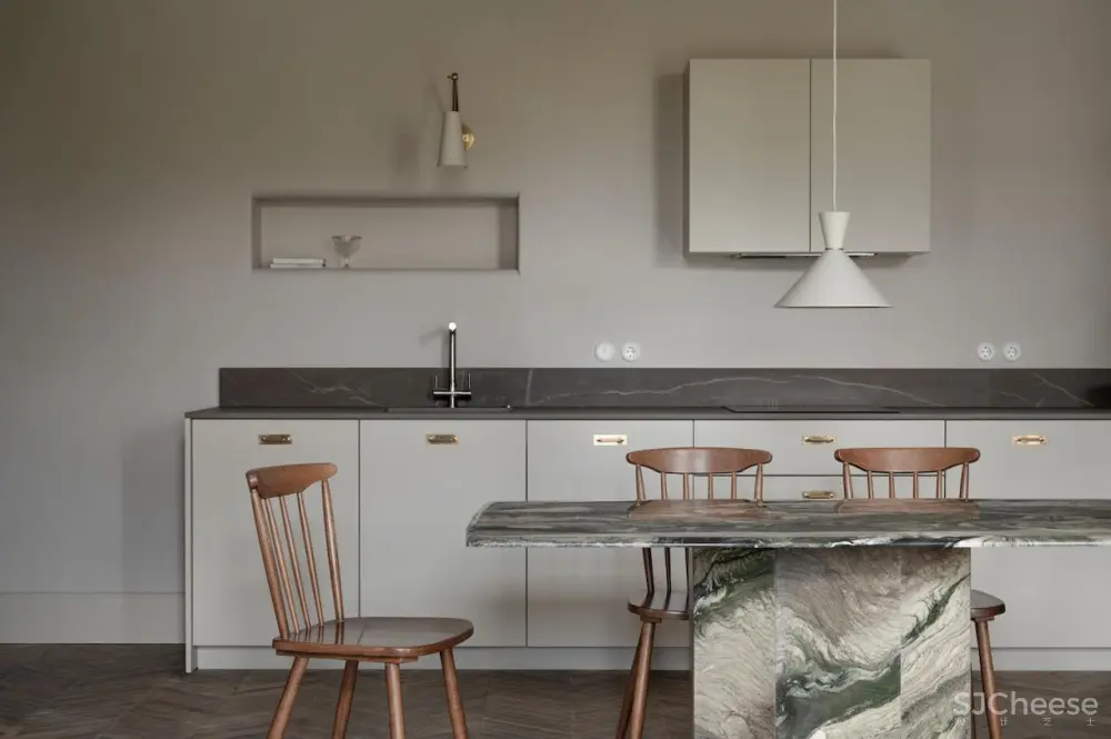 乌克兰基辅的极简主义住宅改造,Rina Lovko与Daryna Shpuryk联合设计