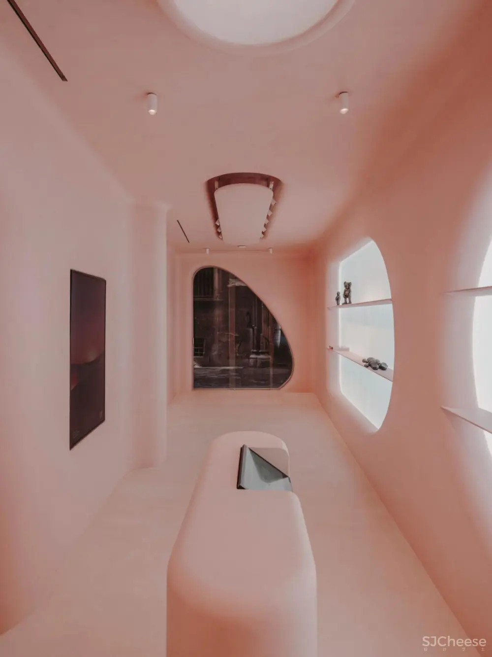 从现实中脱离出来:巴塞罗那的Moco概念店,由six n five与isern serra合作。