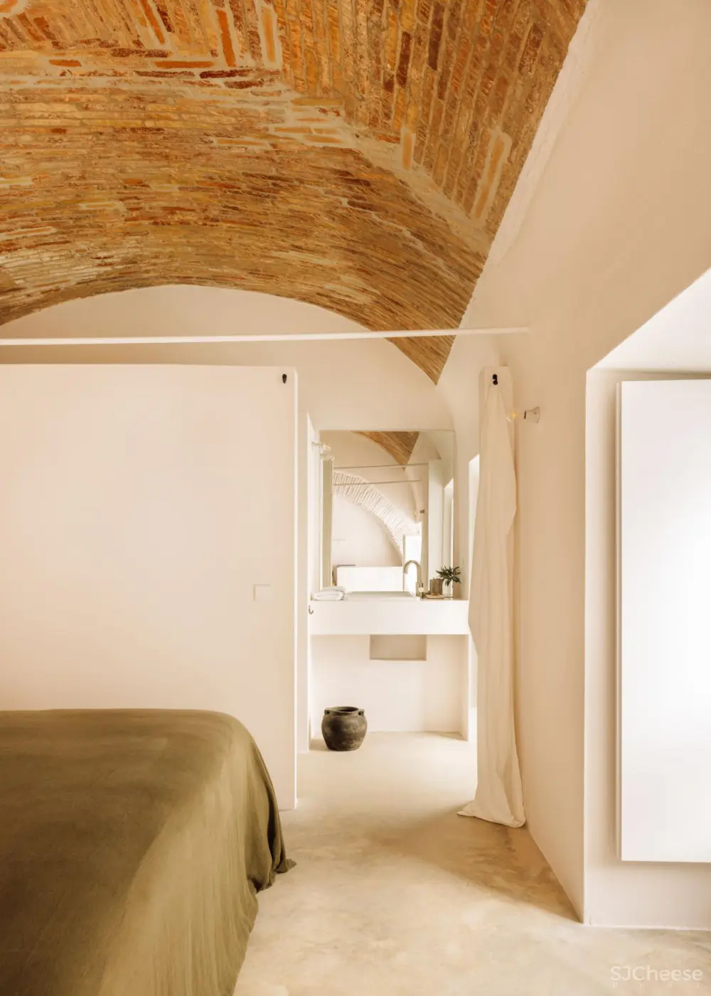 葡萄牙卡萨夸特罗度假屋,由比利时酒店品牌theaddress设计。