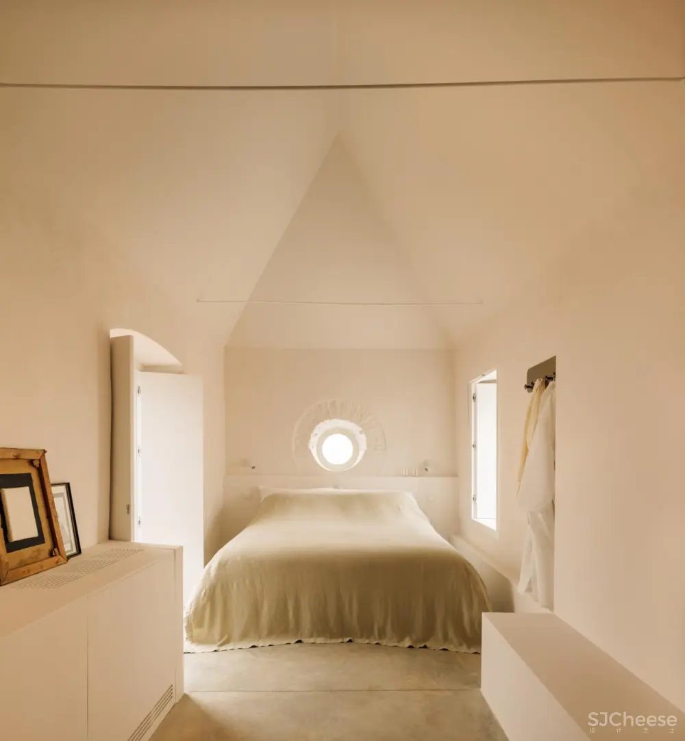 葡萄牙卡萨夸特罗度假屋,由比利时酒店品牌theaddress设计。