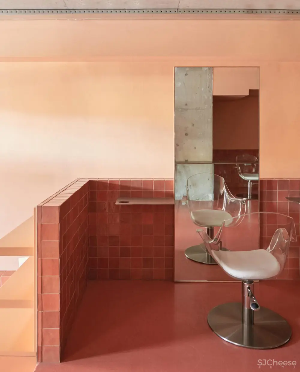 粉色与扭曲:COV 悉尼顶级美发沙龙(莫斯曼) by coffeyhallett.