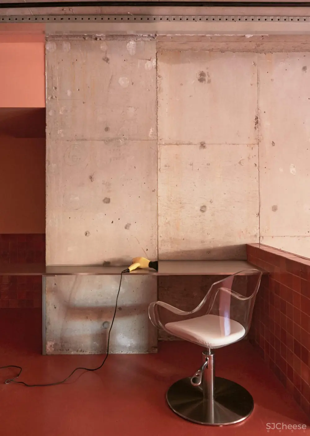 粉色与扭曲:COV 悉尼顶级美发沙龙(莫斯曼) by coffeyhallett.