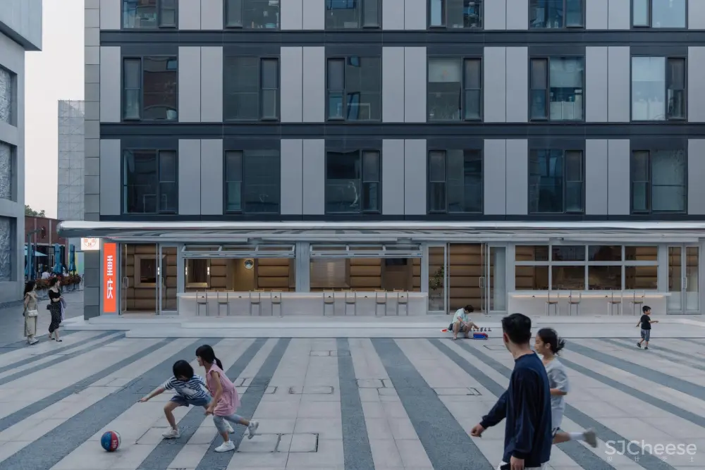 胖妹面庄,波普艺术的灵感触动极简主义面馆