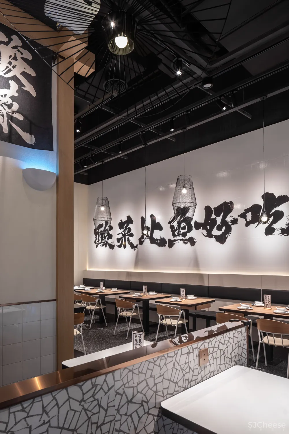 潮趣渔市入驻商场,太二酸菜鱼品牌空间的潮流表达