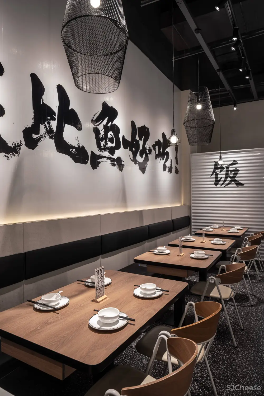 潮趣渔市入驻商场,太二酸菜鱼品牌空间的潮流表达