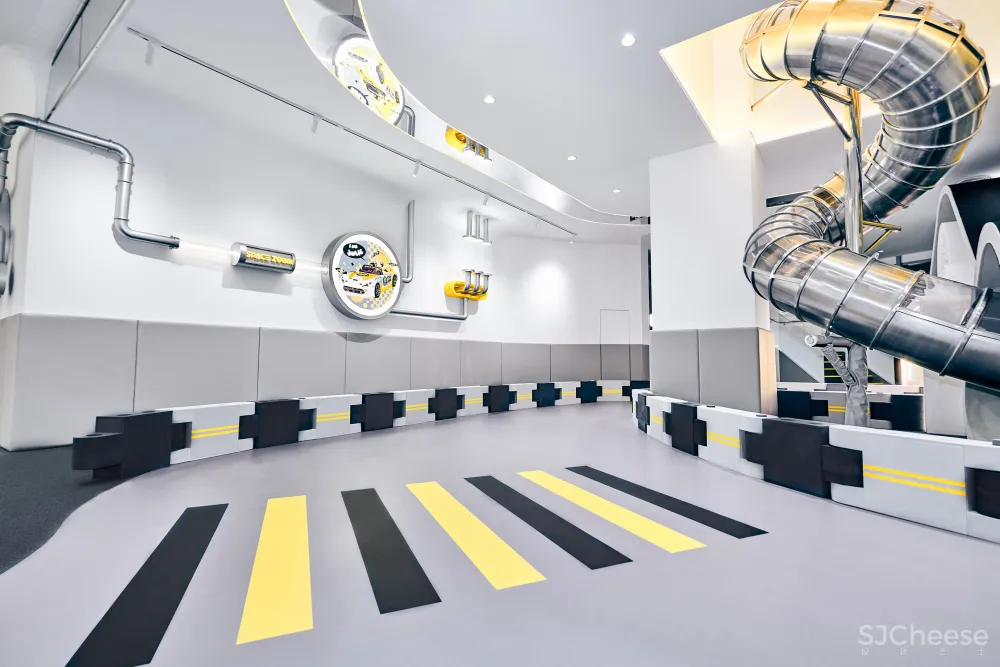 INGROUP|SPACEZOOM贝纵家庭体验中心「朱莉·原力星球」主题馆