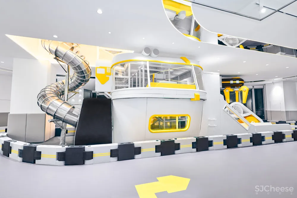 INGROUP|SPACEZOOM贝纵家庭体验中心「朱莉·原力星球」主题馆