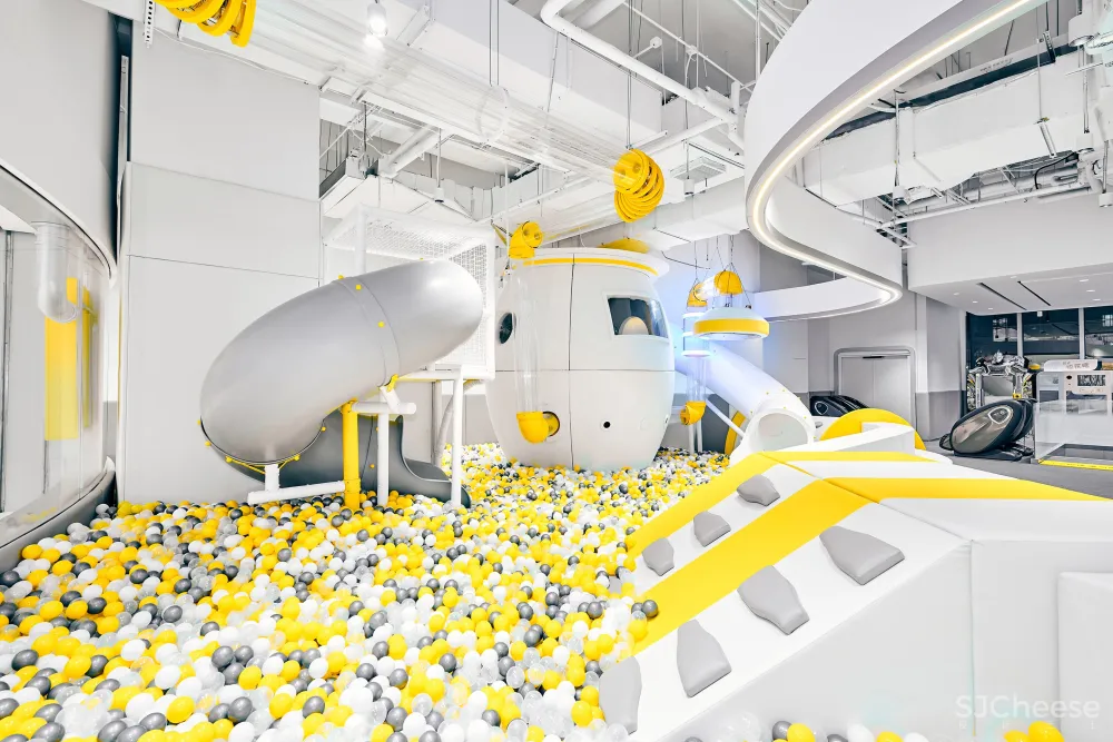 INGROUP|SPACEZOOM贝纵家庭体验中心「朱莉·原力星球」主题馆