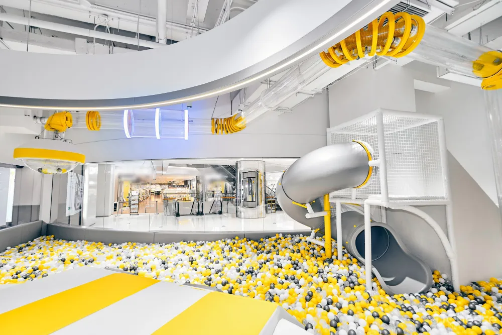 INGROUP|SPACEZOOM贝纵家庭体验中心「朱莉·原力星球」主题馆