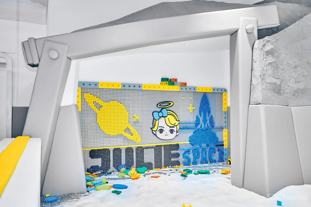 INGROUP|SPACEZOOM贝纵家庭体验中心「朱莉·原力星球」主题馆