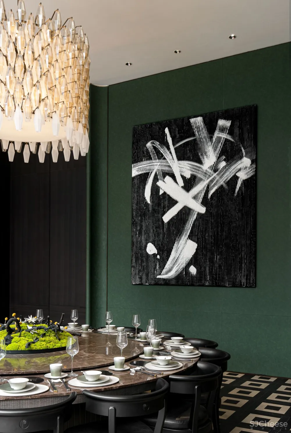 越秀X锐度 | 越秀·湖与白营销中心：湖居生活的留白