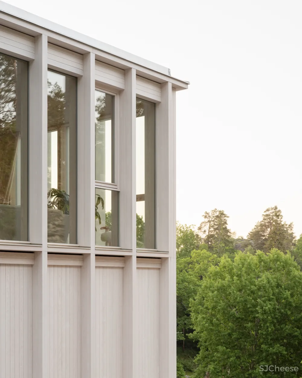 温暖与极简的碰撞，位于瑞典 Skurusundet 的简约住宅