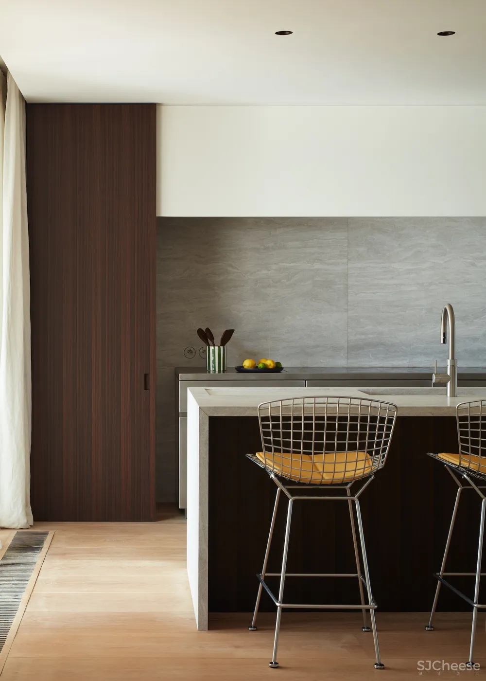 20250408110000165 光线与材料的极致运用,比利时Residence RII 简约住宅的美学呈现