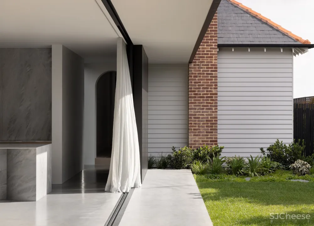 20250419221249345 让艺术融于生活,重构艺术、化繁为简,墨尔本简约住宅