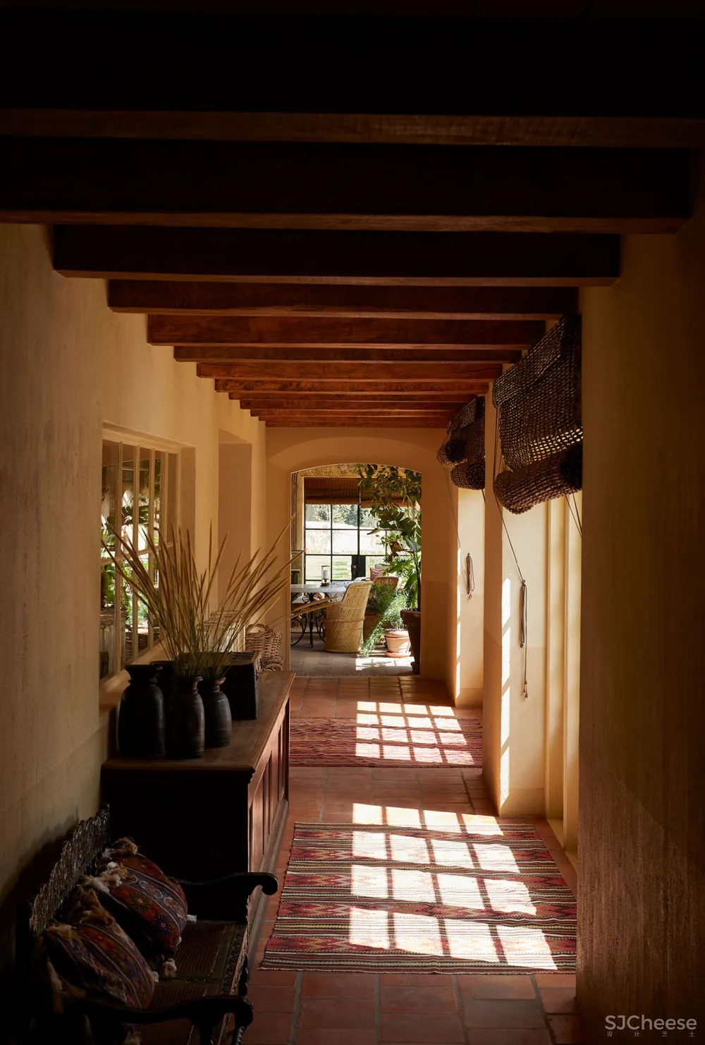 20250420200104702 他们用三年造了座「慢星球」:疗愈、归家、与万物共生的南非民宿