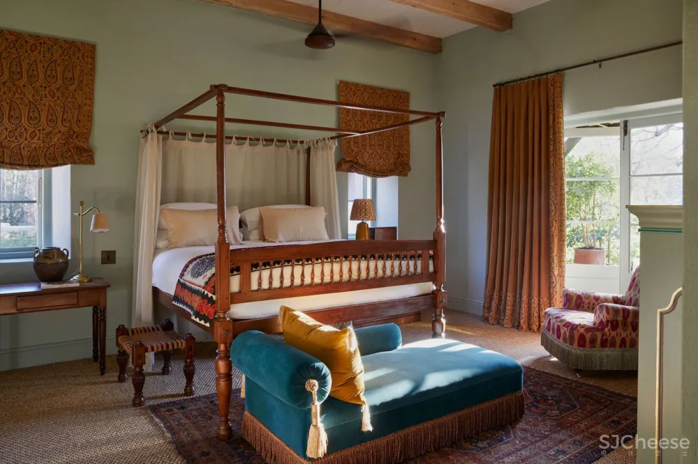 20250420200113269 他们用三年造了座「慢星球」:疗愈、归家、与万物共生的南非民宿