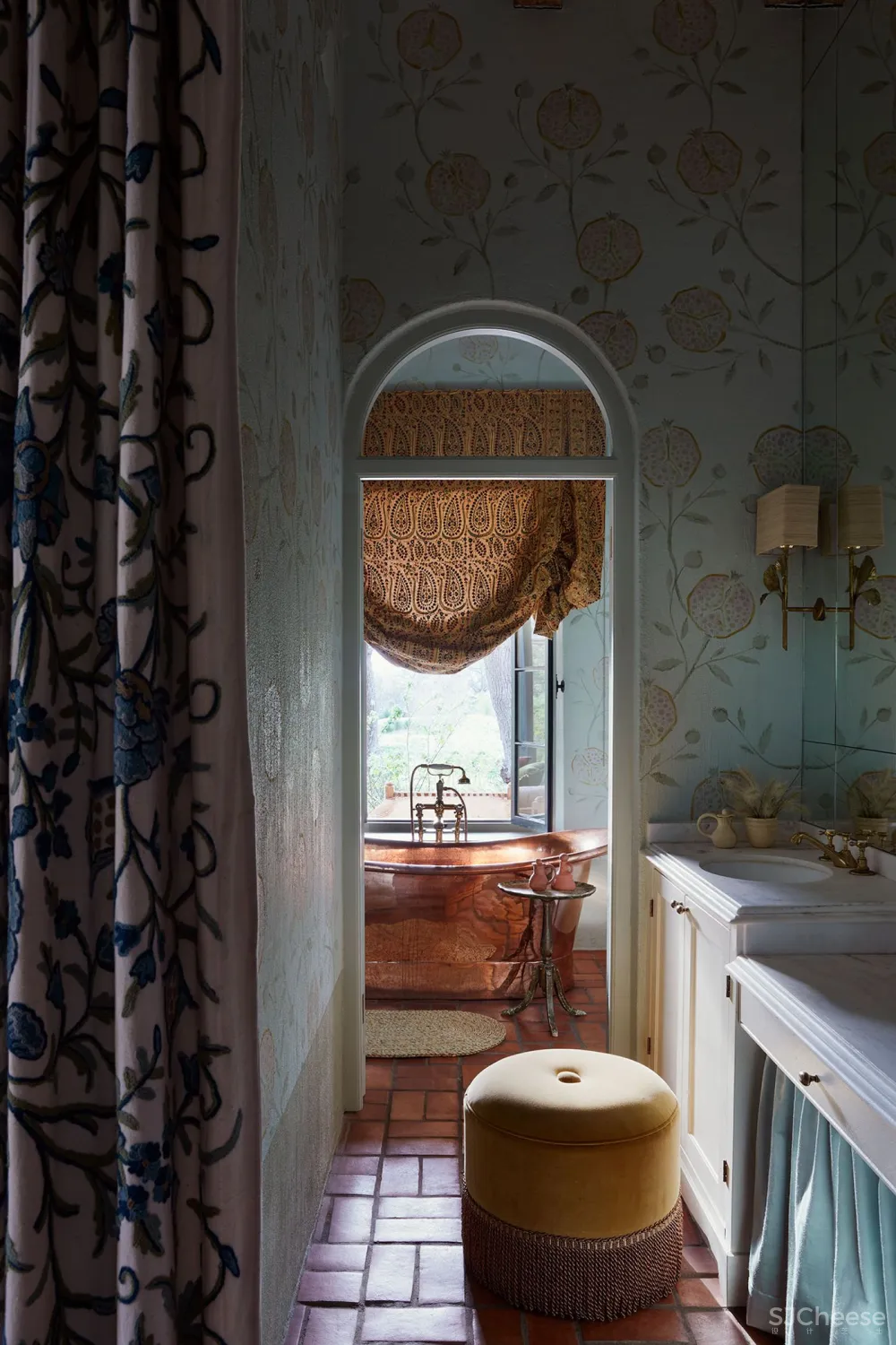 20250420200120633 他们用三年造了座「慢星球」:疗愈、归家、与万物共生的南非民宿