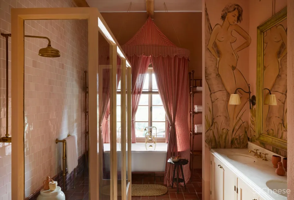 20250420200120996 他们用三年造了座「慢星球」:疗愈、归家、与万物共生的南非民宿