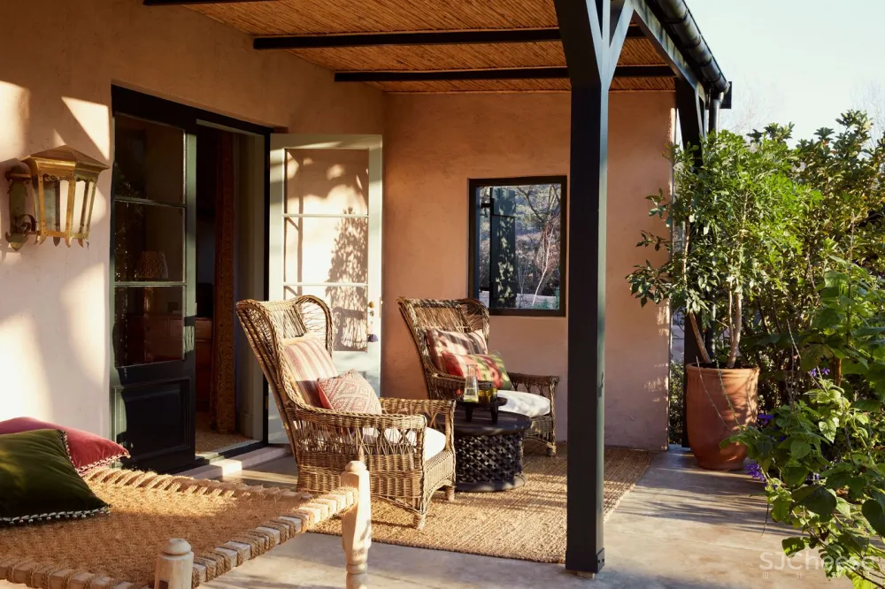 20250420200125913 他们用三年造了座「慢星球」:疗愈、归家、与万物共生的南非民宿