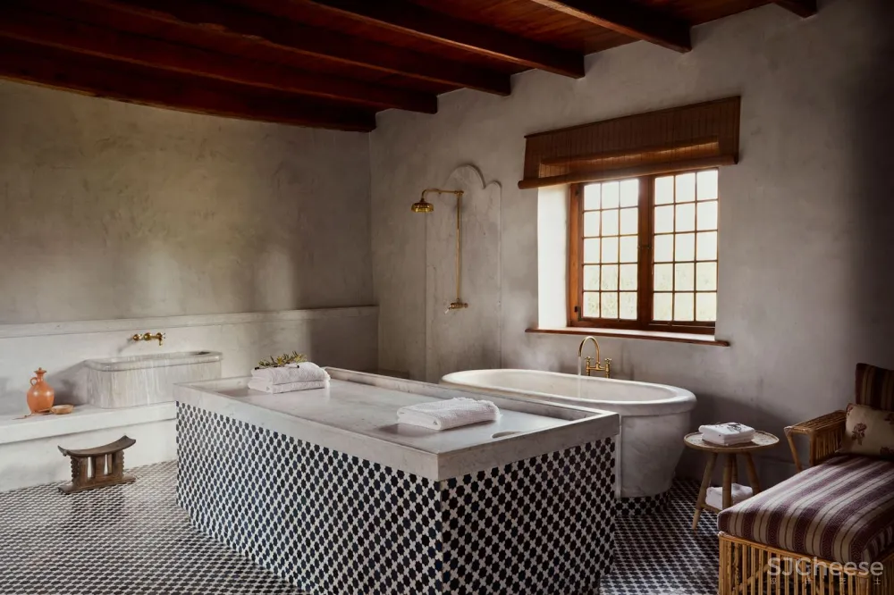 20250420200127848 他们用三年造了座「慢星球」:疗愈、归家、与万物共生的南非民宿