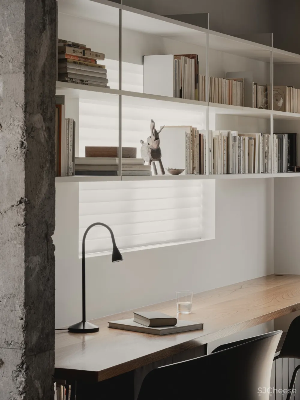 20250426223513822 50年老宅新生:东京白山住宅的极简主义美学密码